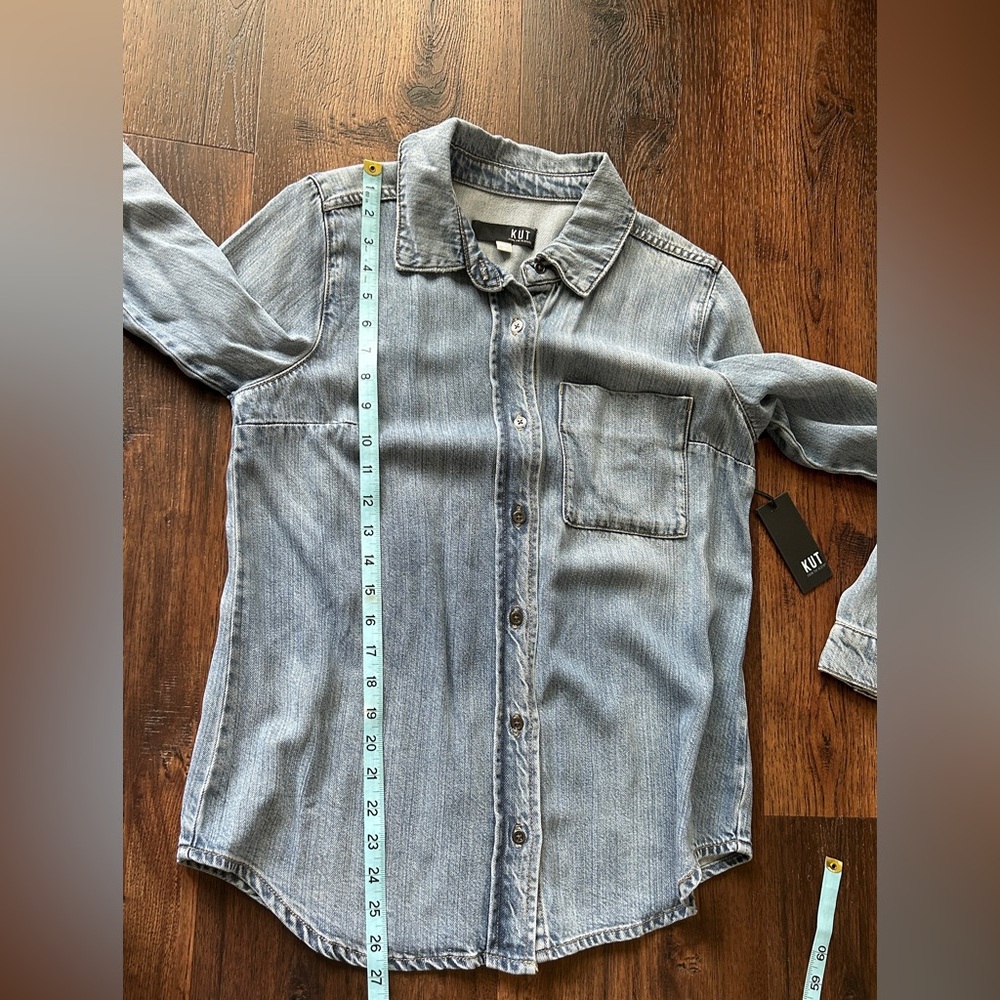 Kut From the Kloth Lyocell Chambray Button Down |… - image 9